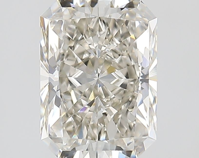 Loose Diamond - RADIANT 1.51ct I VVS2: Loose Diamond - RADIANT 1.51ct I VVS2 Source: This is a real non-mined Diamond that has been grown in a lab Shape: RADIANT Carats: 1.51 Color: I Clarity: VVS2 Certification: IGI Video: