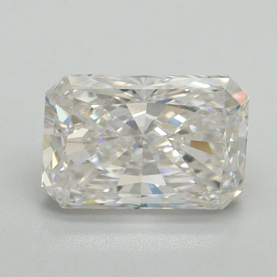 Loose Diamond - RADIANT 2.1ct G VS2: Loose Diamond - RADIANT 2.1ct G VS2 Source: This is a real non-mined Diamond that has been grown in a lab Shape: RADIANT Carats: 2.1 Color: G Clarity: VS2 Certification: NONE Video: