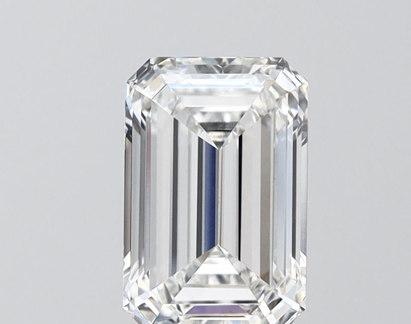Loose Diamond - EMERALD 1.57ct E VVS2: Loose Diamond - EMERALD 1.57ct E VVS2 Source: This is a real non-mined Diamond that has been grown in a lab Shape: EMERALD Carats: 1.57 Color: E Clarity: VVS2 Certification: IGI Video: