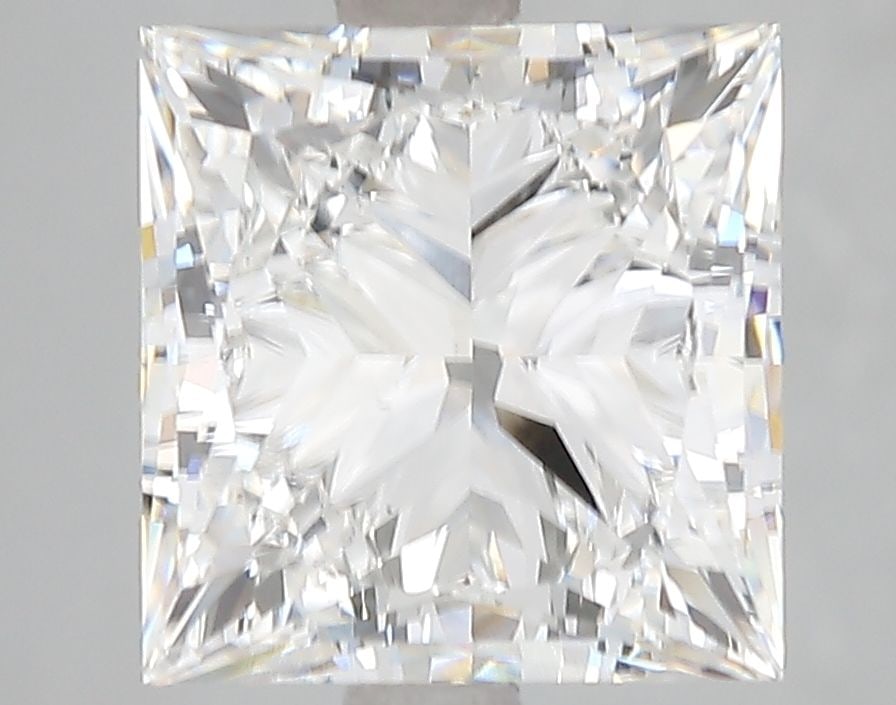 Loose Diamond - PRINCESS 5.02ct E VS2: Loose Diamond - PRINCESS 5.02ct E VS2 Source: This is a real non-mined Diamond that has been grown in a lab Shape: PRINCESS Carats: 5.02 Color: E Clarity: VS2 Certification: IGI Video: Video Link The