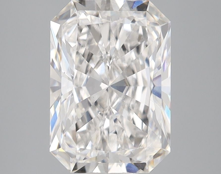 Loose Diamond - RADIANT 2.58ct E VVS2: Loose Diamond - RADIANT 2.58ct E VVS2 Source: This is a real non-mined Diamond that has been grown in a lab Shape: RADIANT Carats: 2.58 Color: E Clarity: VVS2 Certification: IGI Video: