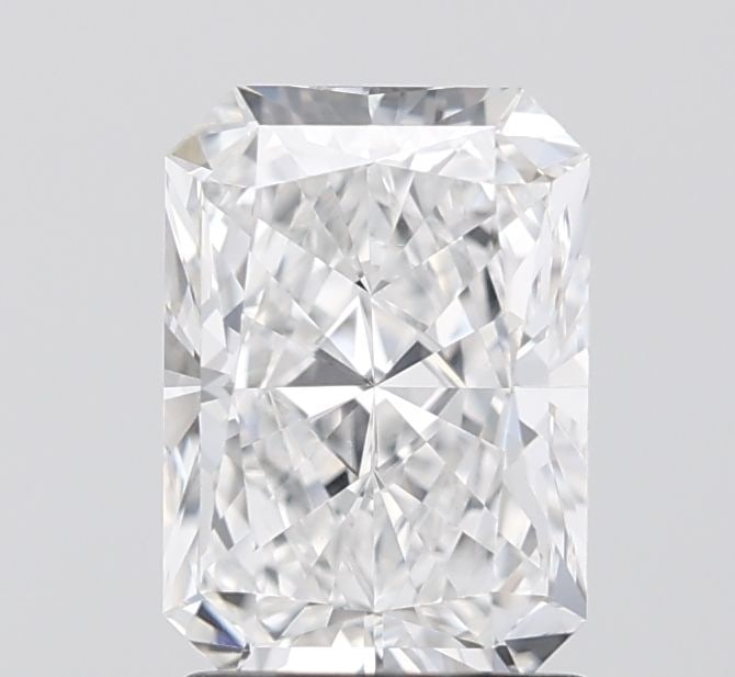 Loose Diamond - RADIANT 1.99ct D VVS2: Loose Diamond - RADIANT 1.99ct D VVS2 Source: This is a real non-mined Diamond that has been grown in a lab Shape: RADIANT Carats: 1.99 Color: D Clarity: VVS2 Certification: IGI Video: