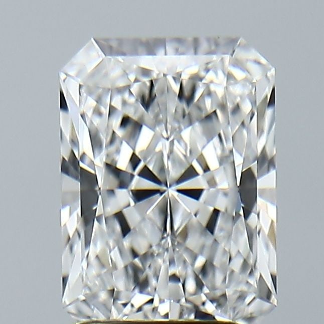 Loose Diamond - RADIANT 2.14ct E VVS2: Loose Diamond - RADIANT 2.14ct E VVS2 Source: This is a real non-mined Diamond that has been grown in a lab Shape: RADIANT Carats: 2.14 Color: E Clarity: VVS2 Certification: IGI Video: