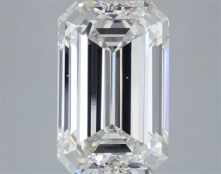 Loose Diamond - EMERALD 4.0ct G VS2: Loose Diamond - EMERALD 4.0ct G VS2 Source: This is a real non-mined Diamond that has been grown in a lab Shape: EMERALD Carats: 4.0 Color: G Clarity: VS2 Certification: IGI Video: