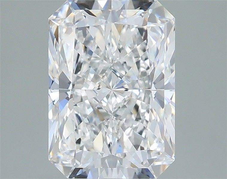 Loose Diamond - RADIANT 2.9ct D VS1: Loose Diamond - RADIANT 2.9ct D VS1 Source: This is a real non-mined Diamond that has been grown in a lab Shape: RADIANT Carats: 2.9 Color: D Clarity: VS1 Certification: IGI Video: