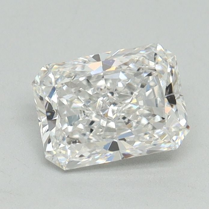 Loose Diamond - RADIANT 0.91ct E VS1: Loose Diamond - RADIANT 0.91ct E VS1 Source: This is a real non-mined Diamond that has been grown in a lab Shape: RADIANT Carats: 0.91 Color: E Clarity: VS1 Certification: IGI Video: