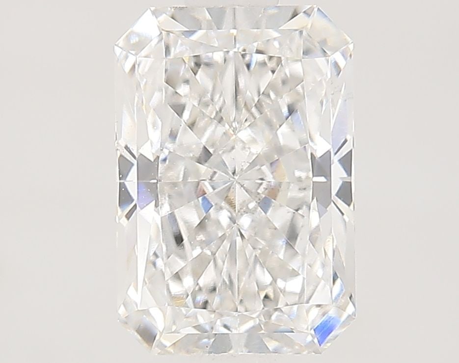 Loose Diamond - RADIANT 1.52ct E VS1: Loose Diamond - RADIANT 1.52ct E VS1 Source: This is a real non-mined Diamond that has been grown in a lab Shape: RADIANT Carats: 1.52 Color: E Clarity: VS1 Certification: IGI Video: