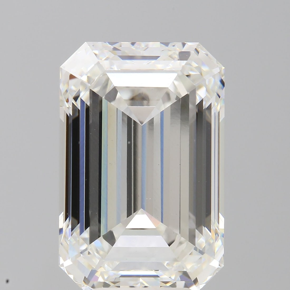 Loose Diamond - EMERALD 8.06ct F VVS2: Loose Diamond - EMERALD 8.06ct F VVS2 Source: This is a real non-mined Diamond that has been grown in a lab Shape: EMERALD Carats: 8.06 Color: F Clarity: VVS2 Certification: IGI Video: