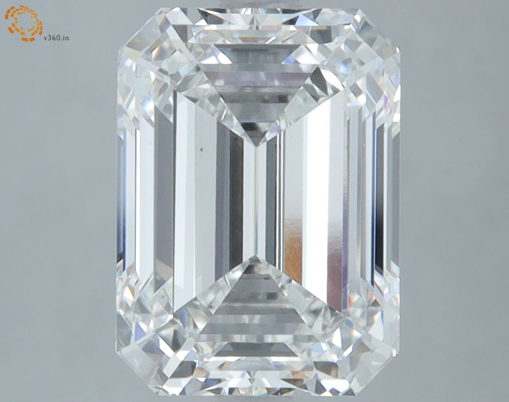 Loose Diamond - EMERALD 4.65ct E VS1: Loose Diamond - EMERALD 4.65ct E VS1 Source: This is a real non-mined Diamond that has been grown in a lab Shape: EMERALD Carats: 4.65 Color: E Clarity: VS1 Certification: IGI Video: