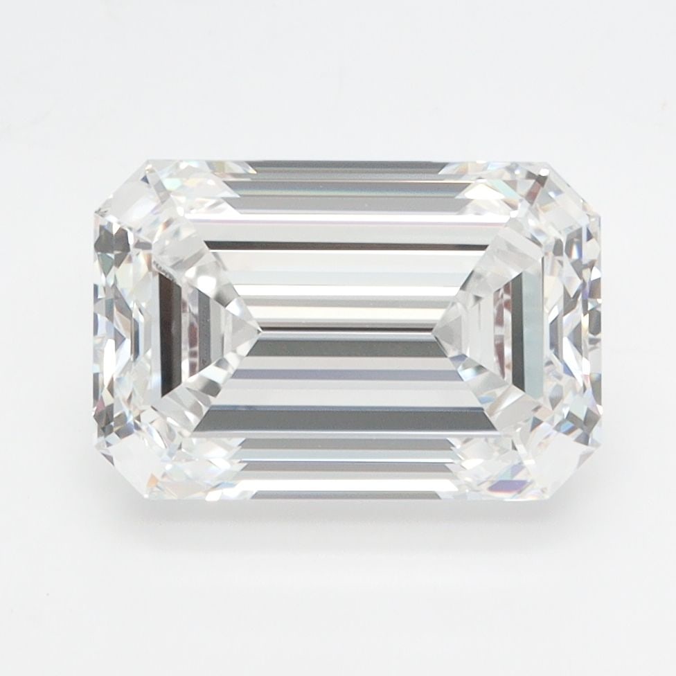 Loose Diamond - EMERALD 3.1ct D VVS1: Loose Diamond - EMERALD 3.1ct D VVS1 Source: This is a real non-mined Diamond that has been grown in a lab Shape: EMERALD Carats: 3.1 Color: D Clarity: VVS1 Certification: IGI Video: