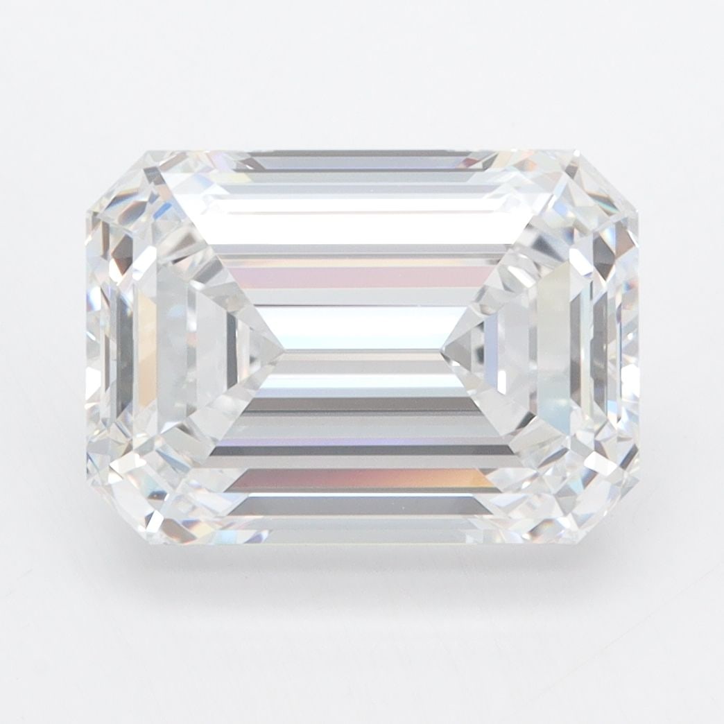 Loose Diamond - EMERALD 4.38ct D VVS1: Loose Diamond - EMERALD 4.38ct D VVS1 Source: This is a real non-mined Diamond that has been grown in a lab Shape: EMERALD Carats: 4.38 Color: D Clarity: VVS1 Certification: GIA Video: