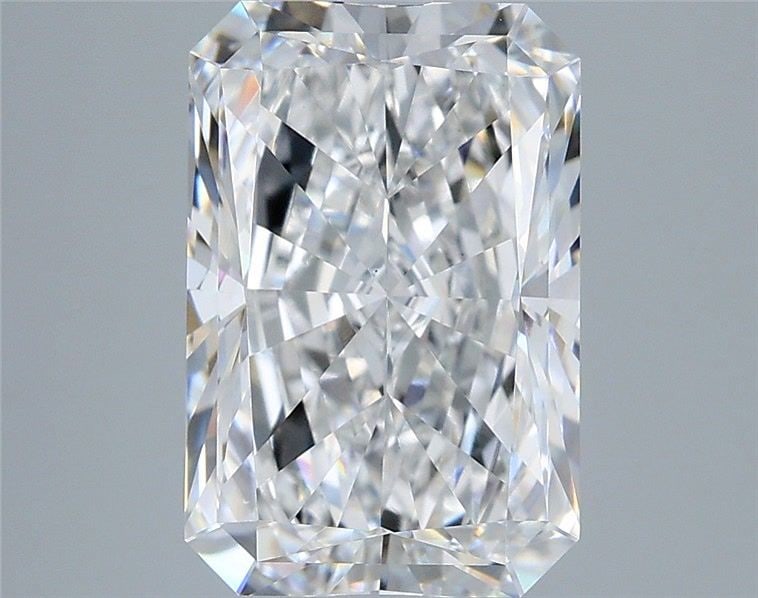 Loose Diamond - RADIANT 4.01ct D VS1: Loose Diamond - RADIANT 4.01ct D VS1 Source: This is a real non-mined Diamond that has been grown in a lab Shape: RADIANT Carats: 4.01 Color: D Clarity: VS1 Certification: IGI Video:
