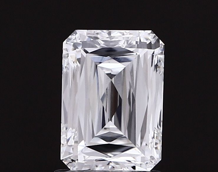Loose Diamond - RADIANT 1.38ct D VS1: Loose Diamond - RADIANT 1.38ct D VS1 Source: This is a real non-mined Diamond that has been grown in a lab Shape: RADIANT Carats: 1.38 Color: D Clarity: VS1 Certification: IGI Video: