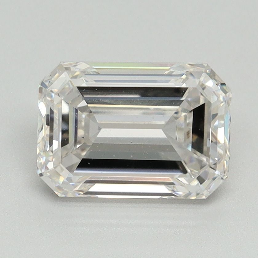 Loose Diamond - EMERALD 2.02ct E VS2: Loose Diamond - EMERALD 2.02ct E VS2 Source: This is a real non-mined Diamond that has been grown in a lab Shape: EMERALD Carats: 2.02 Color: E Clarity: VS2 Certification: NONE Video: