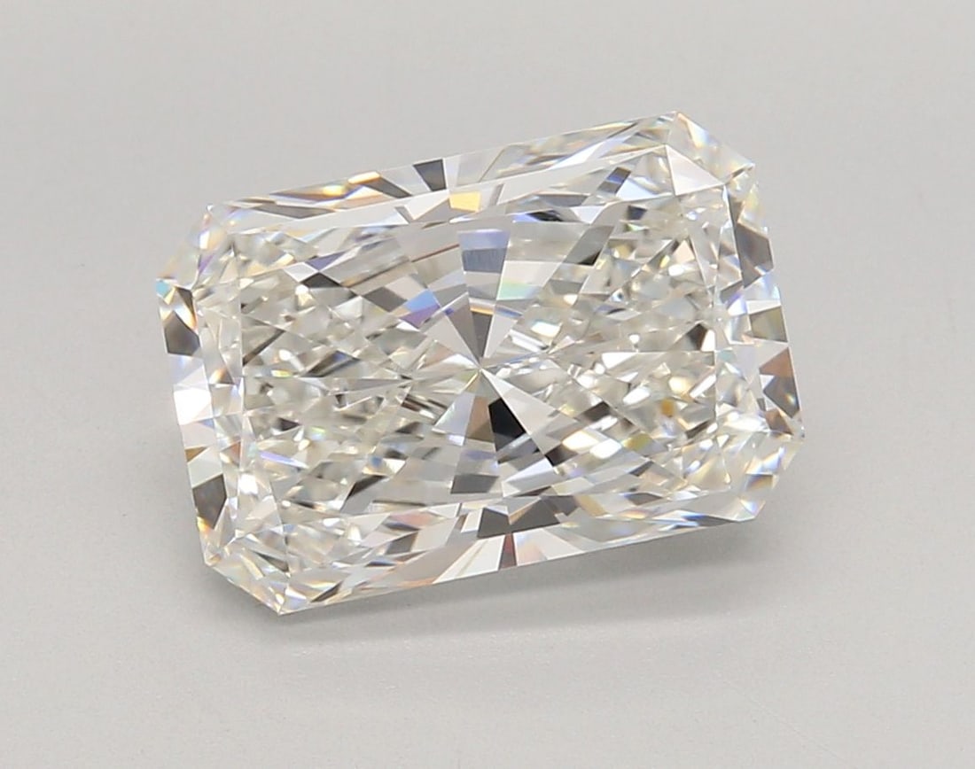 Loose Diamond - RADIANT 4.07ct F VVS2: Loose Diamond - RADIANT 4.07ct F VVS2 Source: This is a real non-mined Diamond that has been grown in a lab Shape: RADIANT Carats: 4.07 Color: F Clarity: VVS2 Certification: IGI Video: