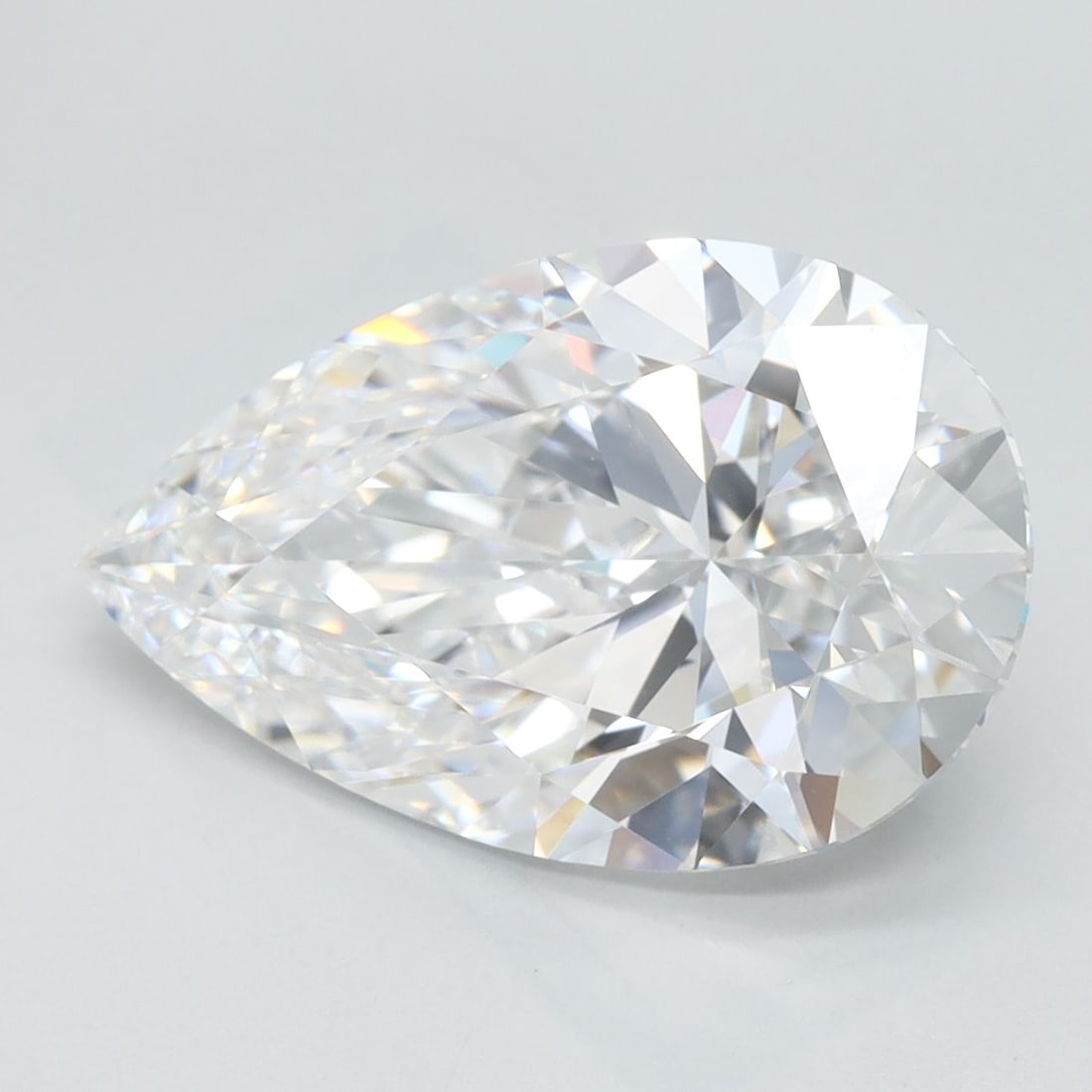 Loose Diamond - PEAR 4.15ct D FL: Loose Diamond - PEAR 4.15ct D FL Source: This is a real non-mined Diamond that has been grown in a lab Shape: PEAR Carats: 4.15 Color: D Clarity: FL Certification: GIA Video: