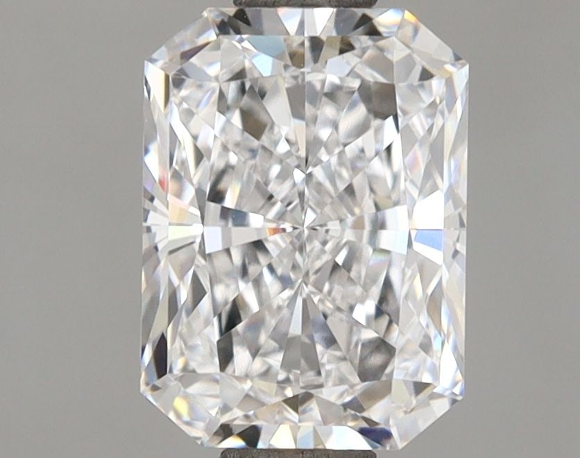 Loose Diamond - RADIANT 1.55ct D VVS1: Loose Diamond - RADIANT 1.55ct D VVS1 Source: This is a real non-mined Diamond that has been grown in a lab Shape: RADIANT Carats: 1.55 Color: D Clarity: VVS1 Certification: IGI Video: