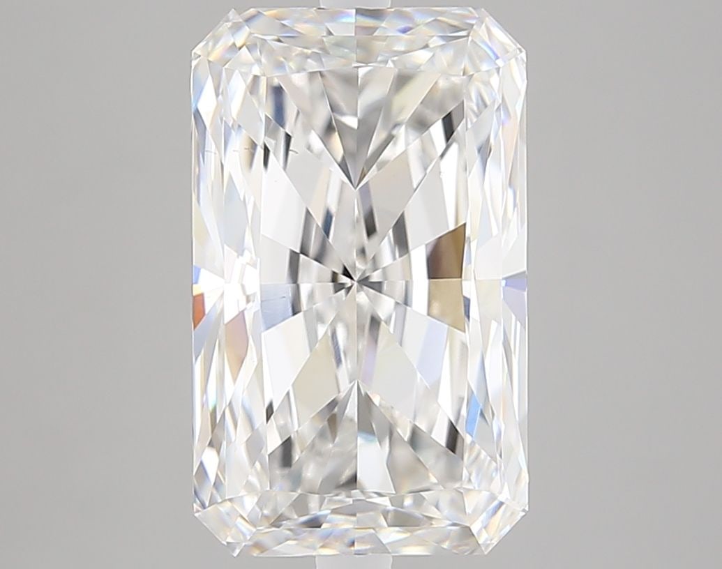 Loose Diamond - RADIANT 5.02ct D VS1: Loose Diamond - RADIANT 5.02ct D VS1 Source: This is a real non-mined Diamond that has been grown in a lab Shape: RADIANT Carats: 5.02 Color: D Clarity: VS1 Certification: IGI Video: Video Link The
