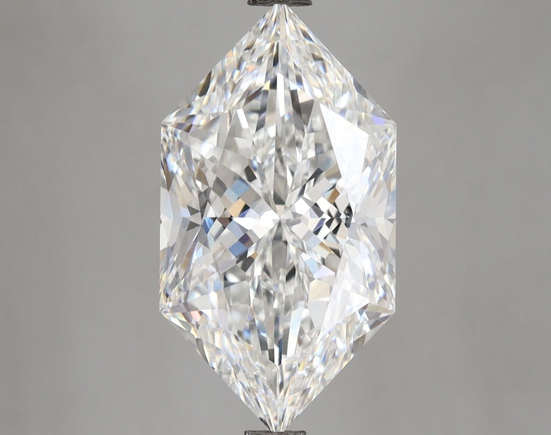 Loose Diamond - HEXAGONAL 5.07ct E VVS2: Loose Diamond - HEXAGONAL 5.07ct E VVS2 Source: This is a real non-mined Diamond that has been grown in a lab Shape: HEXAGONAL Carats: 5.07 Color: E Clarity: VVS2 Certification: IGI Video: