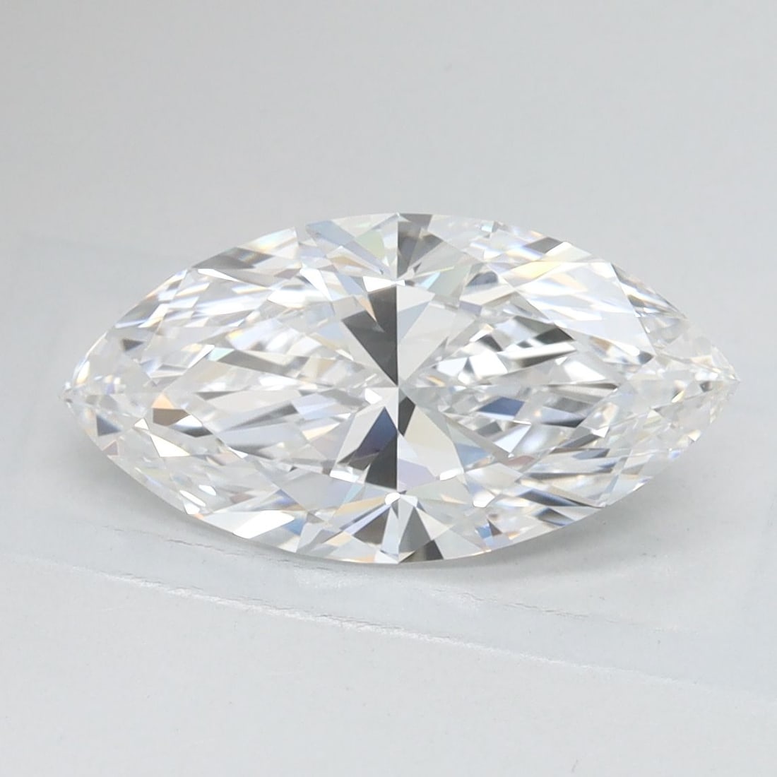 Loose Diamond - MARQUISE 1.54ct D IF: Loose Diamond - MARQUISE 1.54ct D IF Source: This is a real non-mined Diamond that has been grown in a lab Shape: MARQUISE Carats: 1.54 Color: D Clarity: IF Certification: IGI Video: