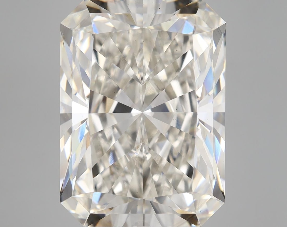 Loose Diamond - RADIANT 14.0ct H VS1: Loose Diamond - RADIANT 14.0ct H VS1 Source: This is a real non-mined Diamond that has been grown in a lab Shape: RADIANT Carats: 14.0 Color: H Clarity: VS1 Certification: IGI Video: