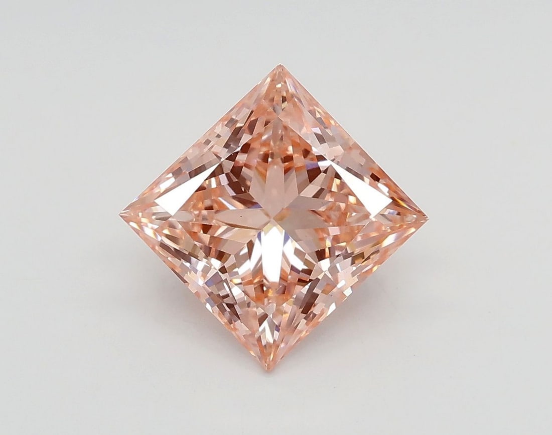 Loose Diamond - PRINCESS 2.01ct Fancy Vivid Pink VS1: Loose Diamond - PRINCESS 2.01ct Fancy Vivid Pink VS1 Source: This is a real non-mined Diamond that has been grown in a lab Shape: PRINCESS Carats: 2.01 Color: Fancy Vivid Pink Certification: IGI Video