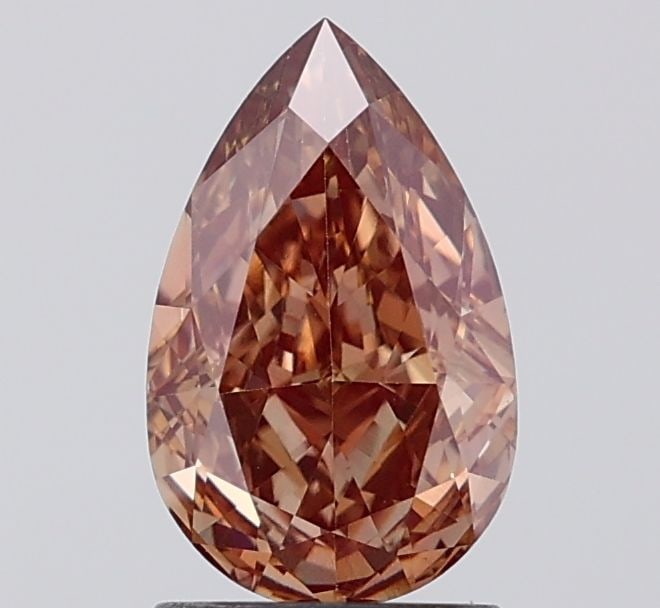 Loose Diamond - PEAR 1.54ct Fancy Intense Green VS1: Loose Diamond - PEAR 1.54ct Fancy Intense Green VS1 Source: This is a real non-mined Diamond that has been grown in a lab Shape: PEAR Carats: 1.54 Color: Fancy Intense Green Certification: IGI Video:
