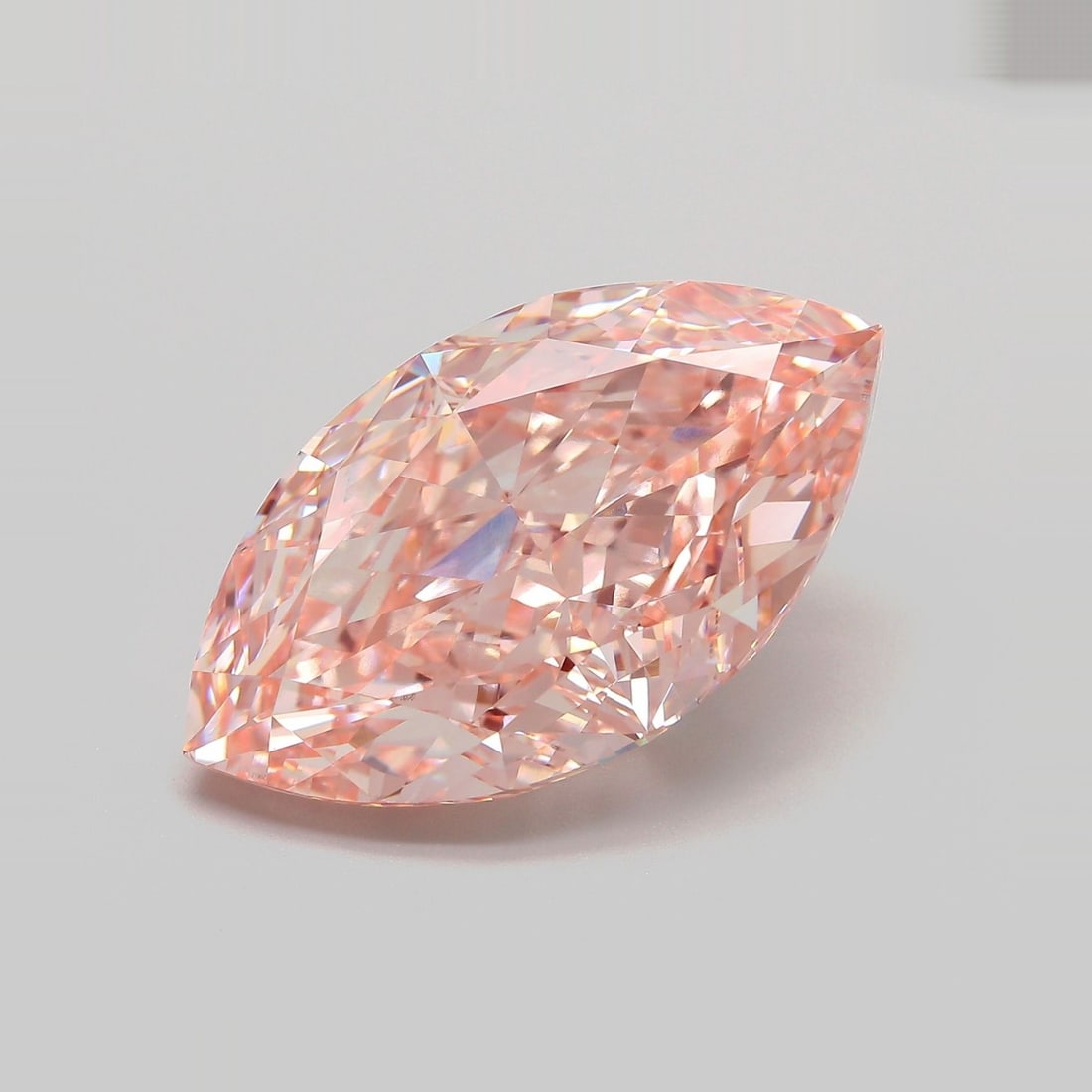 Loose Diamond - MARQUISE 16.82ct Fancy Intense Pink VVS2: Loose Diamond - MARQUISE 16.82ct Fancy Intense Pink VVS2 Source: This is a real non-mined Diamond that has been grown in a lab Shape: MARQUISE Carats: 16.82 Color: Fancy Intense Pink Certification: IG