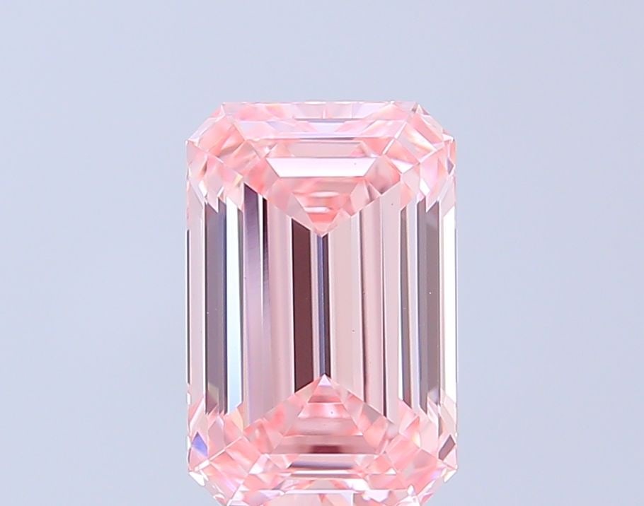 Loose Diamond - EMERALD 3.06ct Fancy Intense Pink VS1: Loose Diamond - EMERALD 3.06ct Fancy Intense Pink VS1 Source: This is a real non-mined Diamond that has been grown in a lab Shape: EMERALD Carats: 3.06 Color: Fancy Intense Pink Certification: IGI Vid