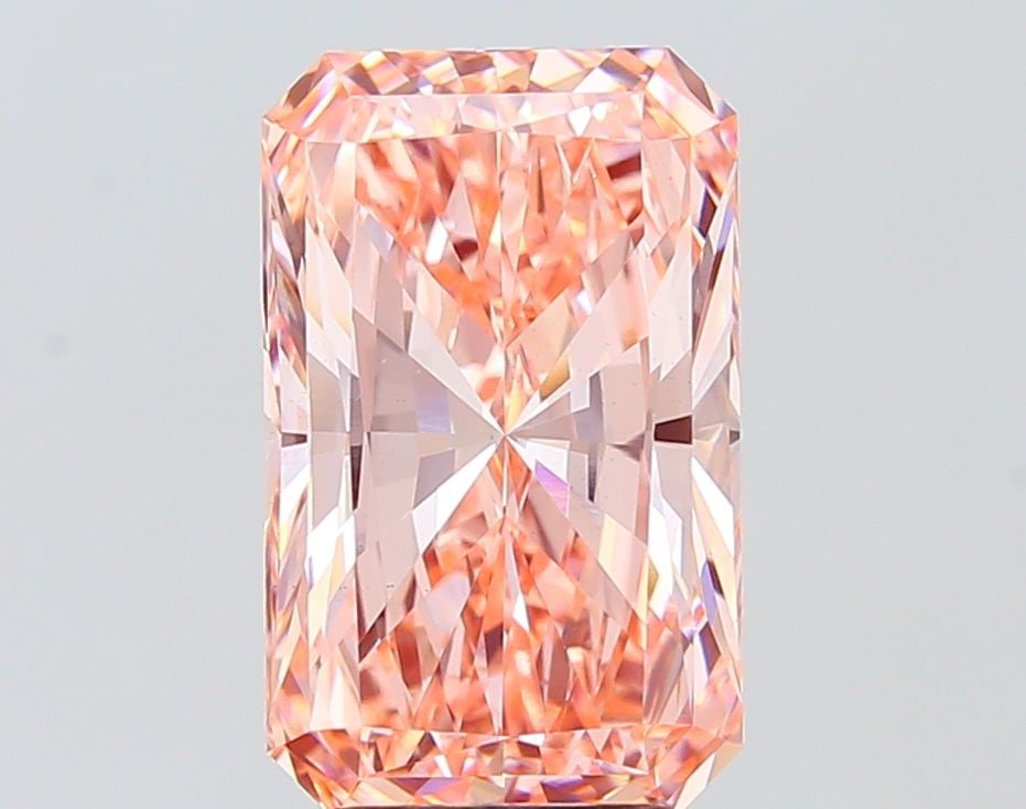 Loose Diamond - RADIANT 5.01ct Fancy Vivid Pink VS1: Loose Diamond - RADIANT 5.01ct Fancy Vivid Pink VS1 Source: This is a real non-mined Diamond that has been grown in a lab Shape: RADIANT Carats: 5.01 Color: Fancy Vivid Pink Certification: IGI The Dia