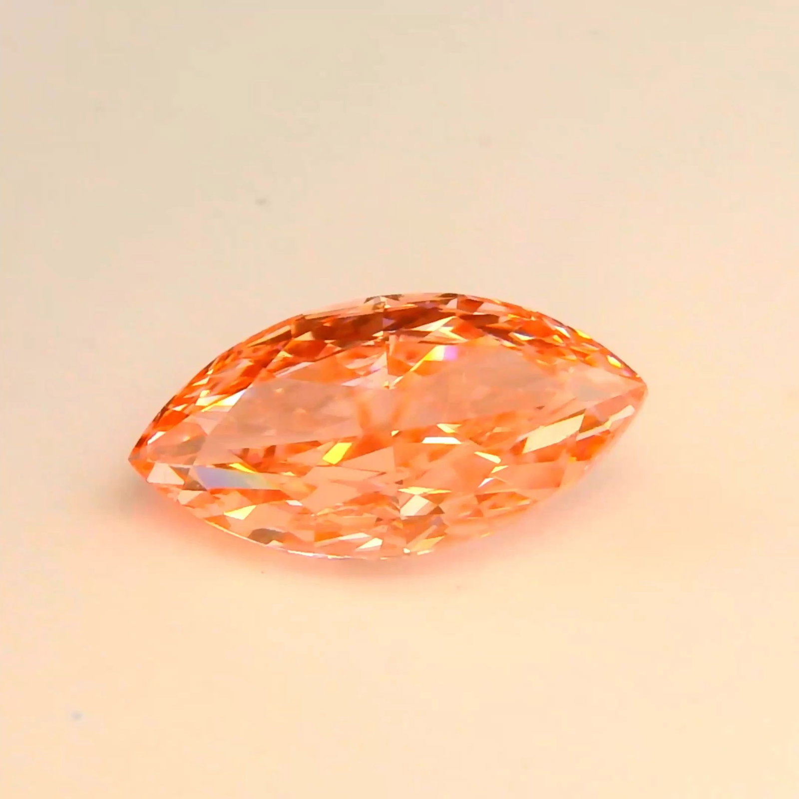 Loose Diamond - MARQUISE 2.53ct Fancy Vivid Pink VVS2: Loose Diamond - MARQUISE 2.53ct Fancy Vivid Pink VVS2 Source: This is a real non-mined Diamond that has been grown in a lab Shape: MARQUISE Carats: 2.53 Color: Fancy Vivid Pink Certification: IGI Vide