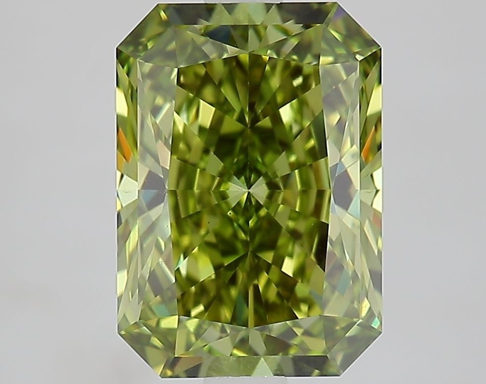 Loose Diamond - RADIANT 2.86ct Fancy Vivid Green VS1: Loose Diamond - RADIANT 2.86ct Fancy Vivid Green VS1 Source: This is a real non-mined Diamond that has been grown in a lab Shape: RADIANT Carats: 2.86 Color: Fancy Vivid Green Certification: IGI Video