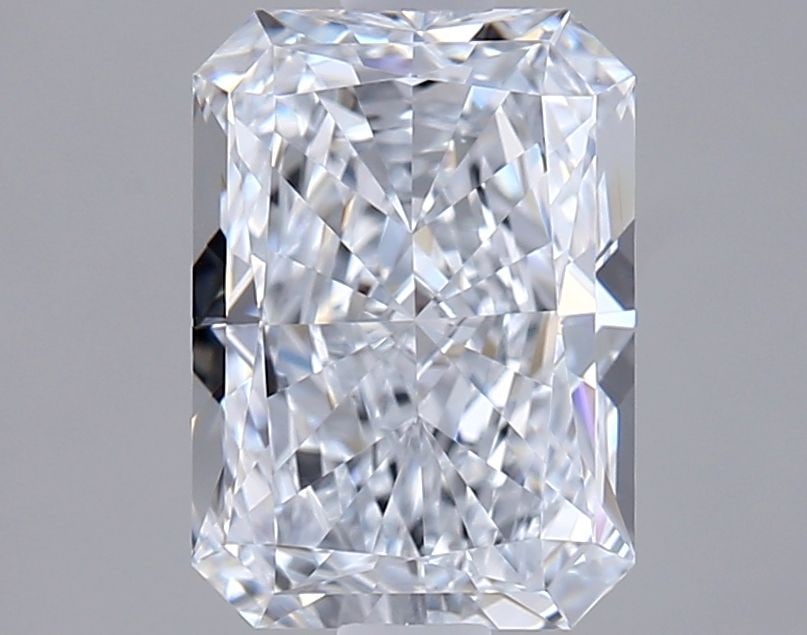 Loose Diamond - RADIANT 1.59ct D VVS2: Loose Diamond - RADIANT 1.59ct D VVS2 Source: This is a real non-mined Diamond that has been grown in a lab Shape: RADIANT Carats: 1.59 Color: D Clarity: VVS2 Certification: IGI Video:
