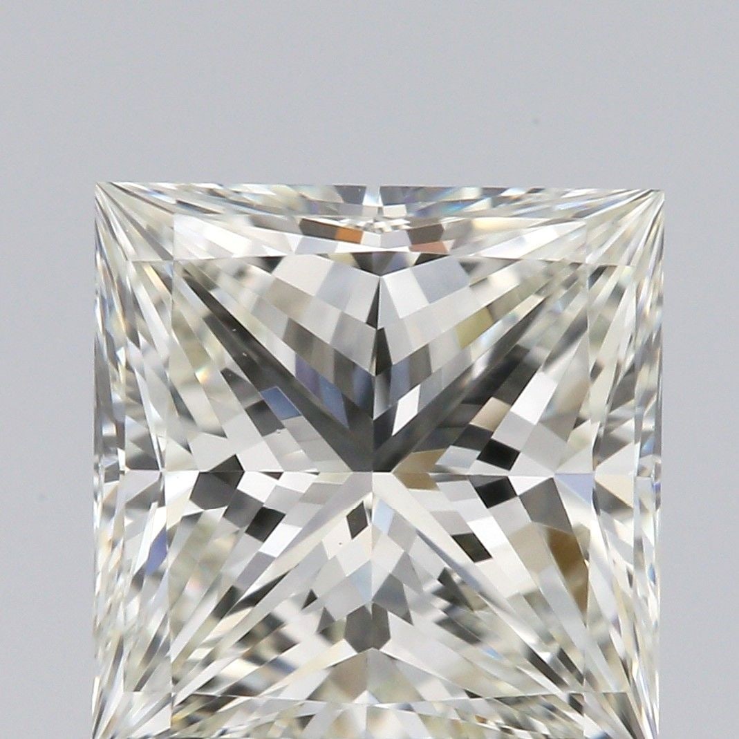 Loose Diamond - PRINCESS 1.0ct J VVS1: Loose Diamond - PRINCESS 1.0ct J VVS1 Source: Natural Shape: PRINCESS Carats: 1.0 Color: J Clarity: VVS1 Certification: GIA Video: Video Link The Diamond Depot Guarantee: All items in this auction