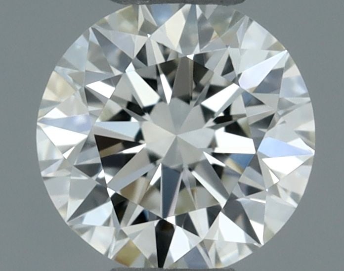 Loose Diamond - ROUND 0.3ct I VS1: Loose Diamond - ROUND 0.3ct I VS1 Source: Natural Shape: ROUND Carats: 0.3 Color: I Clarity: VS1 Certification: GIA The Diamond Depot Guarantee: All items in this auction are guaranteed to be 100% aut