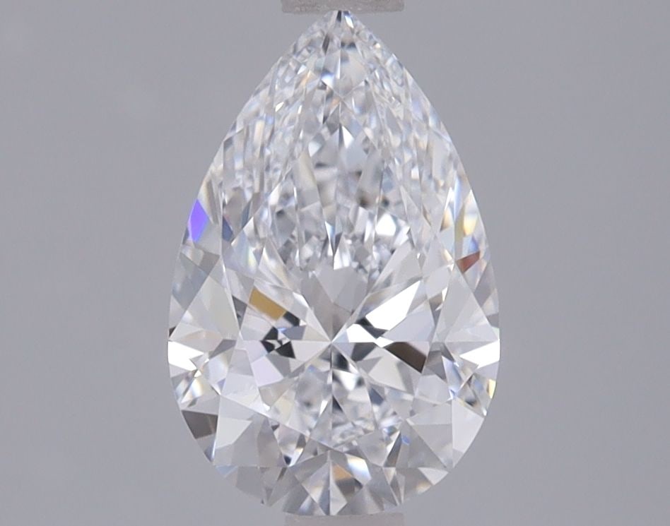Loose Diamond - PEAR 1.56ct E VVS2: Loose Diamond - PEAR 1.56ct E VVS2 Source: This is a real non-mined Diamond that has been grown in a lab Shape: PEAR Carats: 1.56 Color: E Clarity: VVS2 Certification: IGI Video: Video Link The