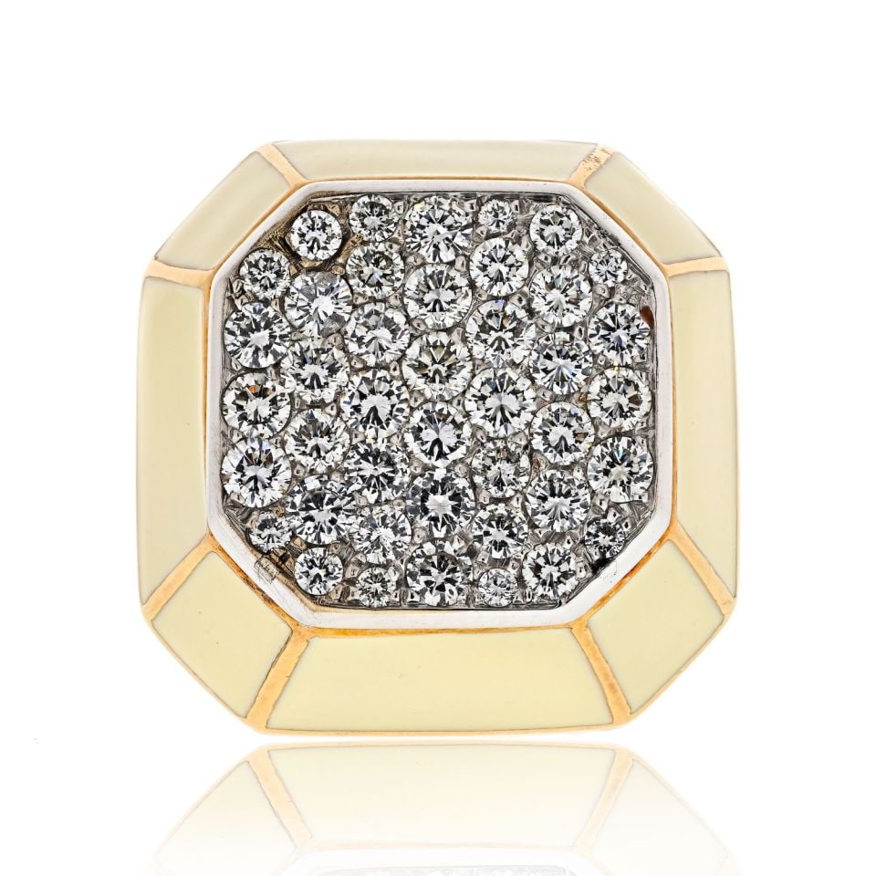 David Webb Platinum 18K Gold Diamond Octagon Cluster Ring 5.00ct: David Webb Platinum 18K Gold Diamond Octagon Cluster Ring 5.00ct Elevate your jewelry collection with this stunning David Webb cocktail ring, featuring a captivating octagon cluster design. Crafted fr