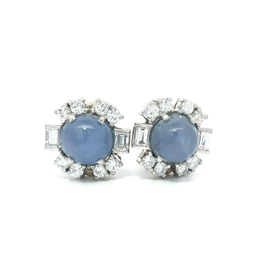 Vintage 14k Gold Sapphire Diamond Earrings GIA Certified 13.55ctw: Vintage 14k Gold Sapphire Diamond Earrings GIA Certified 13.55ctw These exquisite vintage stud earrings feature two natural, genuine star sapphires, each boasting a stunning blue color and a sharp sta