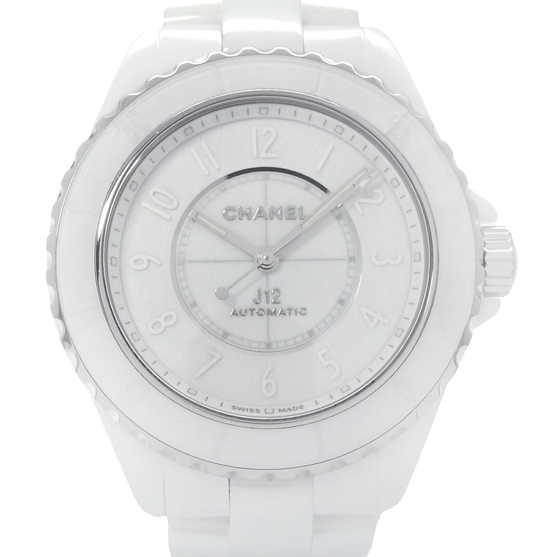 Chanel J12 Phantom Ceramic Men's Wristwatch White Dial: Chanel J12 Phantom Ceramic Men's Wristwatch White Dial This is a Chanel J12 Phantom H6186 men's wristwatch featuring a white ceramic case and dial. Designed for men, this Swiss-made timepiece offers a