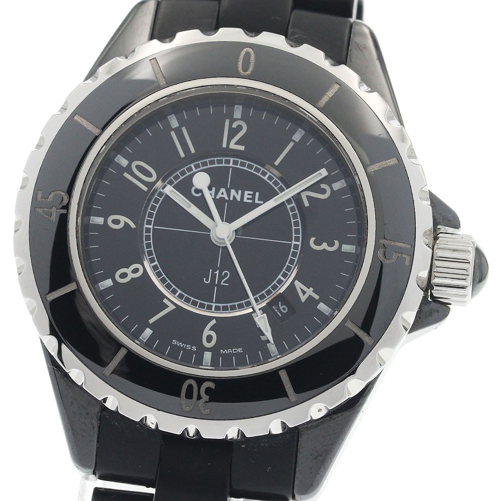 CHANEL J12 Black Ceramic Quartz Date Wristwatch: CHANEL J12 Black Ceramic Quartz Date Wristwatch This CHANEL H0681 J12 women's wristwatch features a sophisticated black ceramic design and a quartz movement with a date display. Crafted in Switzerland