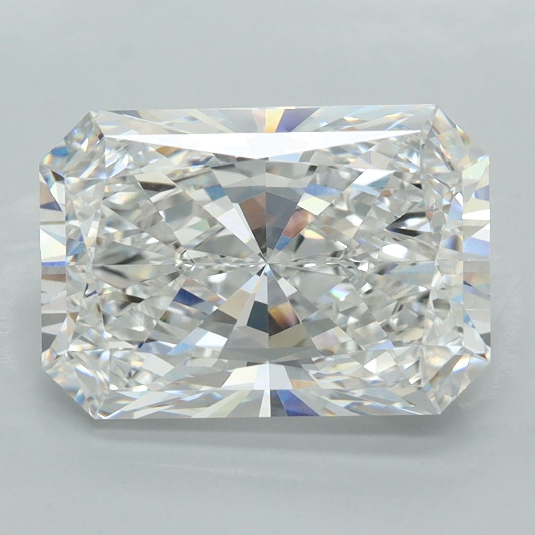 Loose Diamond - RADIANT 5.04ct E VVS2: Loose Diamond - RADIANT 5.04ct E VVS2 Source: This is a real non-mined Diamond that has been grown in a lab Shape: RADIANT Carats: 5.04 Color: E Clarity: VVS2 Certification: GCAL Video: