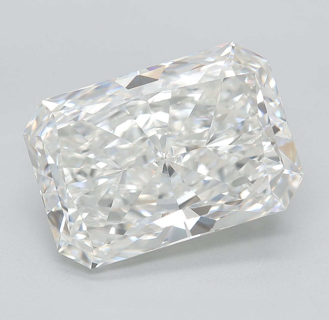 Loose Diamond - RADIANT 15.05ct G VVS2: Loose Diamond - RADIANT 15.05ct G VVS2 Source: This is a real non-mined Diamond that has been grown in a lab Shape: RADIANT Carats: 15.05 Color: G Clarity: VVS2 Certification: IGI Video: Video Link