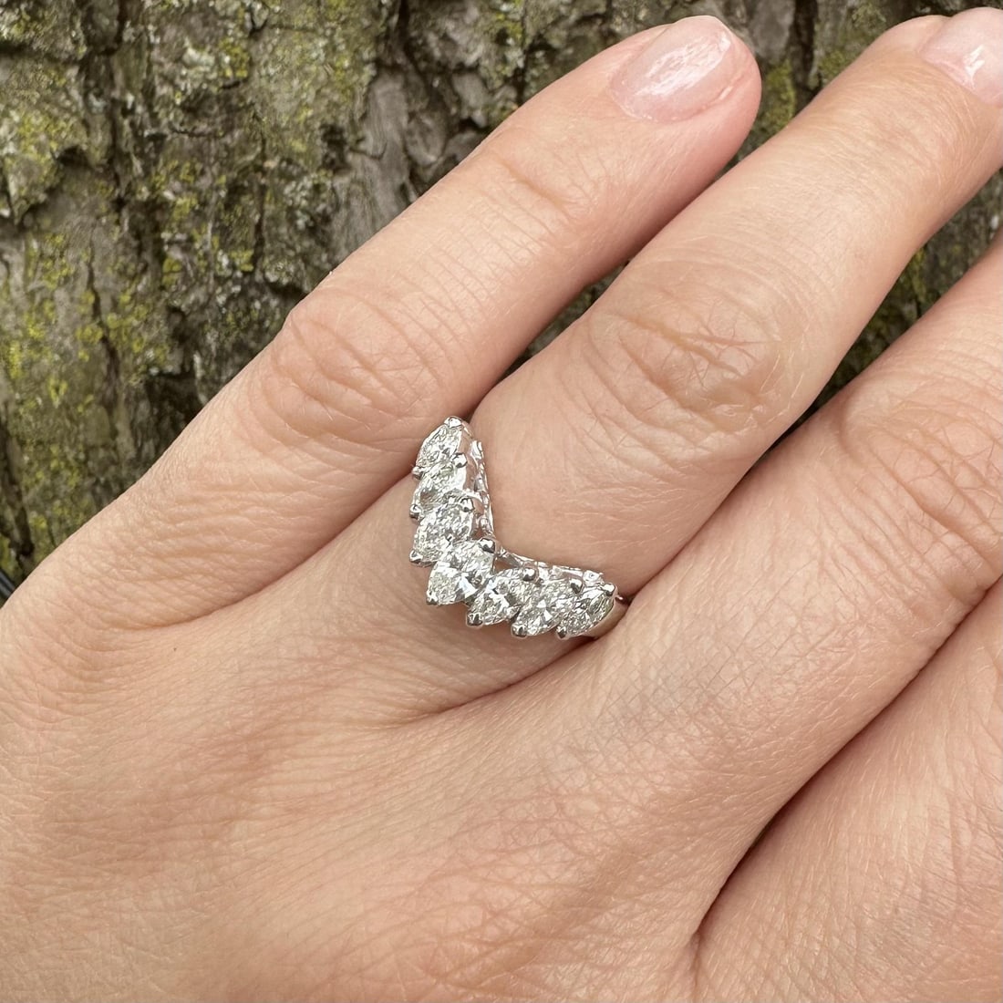 Platinum Marquise Diamond Chevron V Band Ring 1ctw Size 5.5: Platinum Marquise Diamond Chevron V Band Ring 1ctw Size 5.5 This vintage V band ring features a chevron design set with seven marquise-cut, natural white diamonds totaling exactly 1.00 carat. The diam