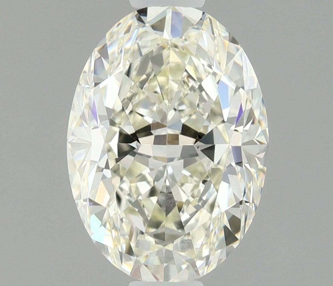 Loose Diamond - OVAL 0.7ct I VVS1: Loose Diamond - OVAL 0.7ct I VVS1 Source: Natural Shape: OVAL Carats: 0.7 Color: I Clarity: VVS1 Certification: IGI Video: