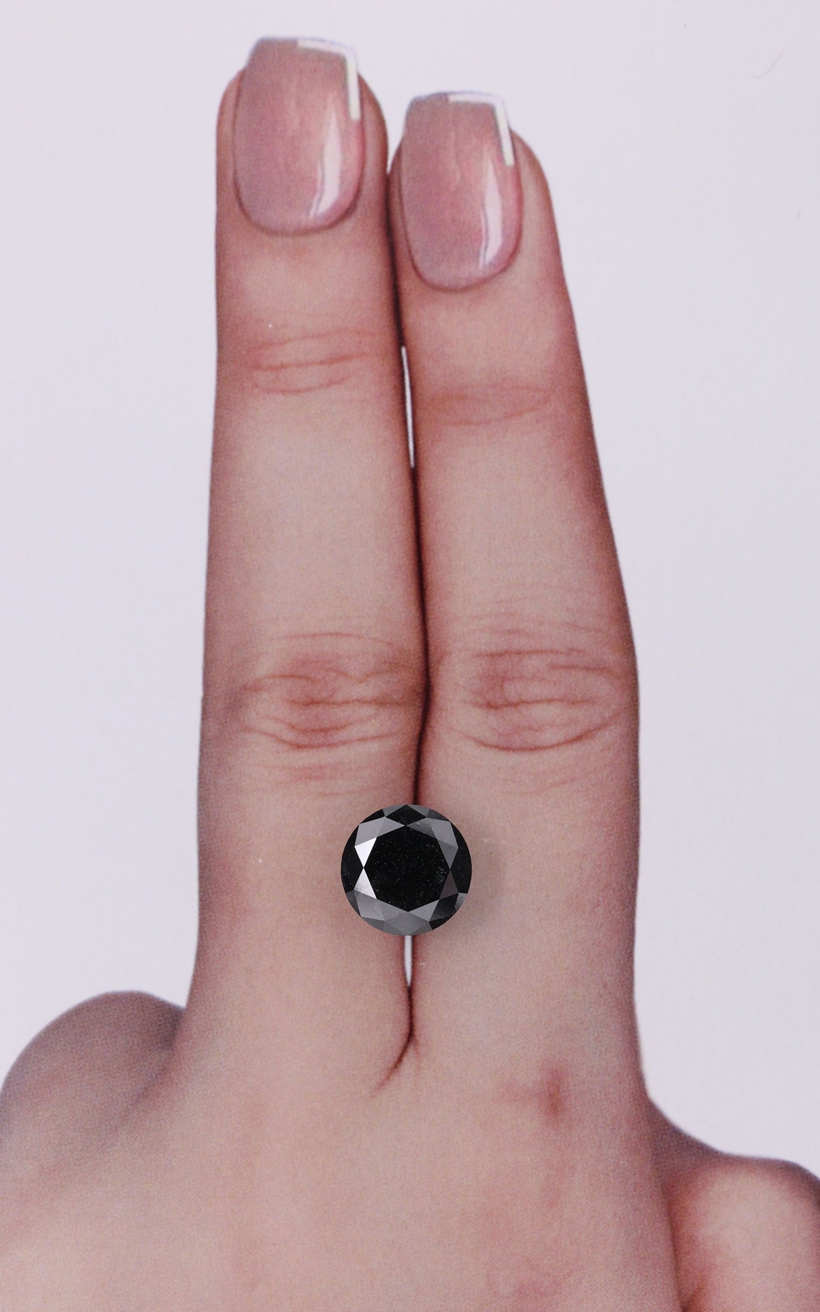 Loose Diamond - ROUND 2.83ct Fancy Black VVS2: Loose Diamond - ROUND 2.83ct Fancy Black VVS2 Source: Natural Shape: ROUND Carats: 2.83 Color: Fancy Black Certification: NONE Video:
