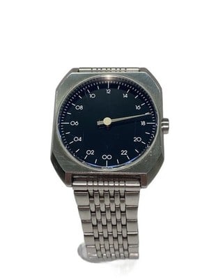 SLOW Mo02 Silver Stainless Steel Wristwatch Men: SLOW Mo02 Silver Stainless Steel Wristwatch Men This men's SLOW Mo02 watch features a silver-tone stainless steel case and band. The watch shows slight signs of use, including several scratches on the