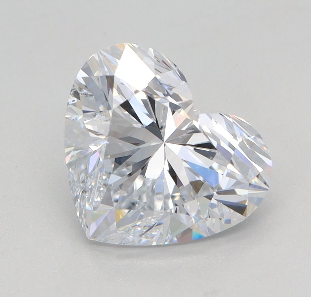 Loose Diamond - HEART 2.02ct E VS1: Loose Diamond - HEART 2.02ct E VS1 Source: This is a real non-mined Diamond that has been grown in a lab Shape: HEART Carats: 2.02 Color: E Clarity: VS1 Certification: IGI Video: