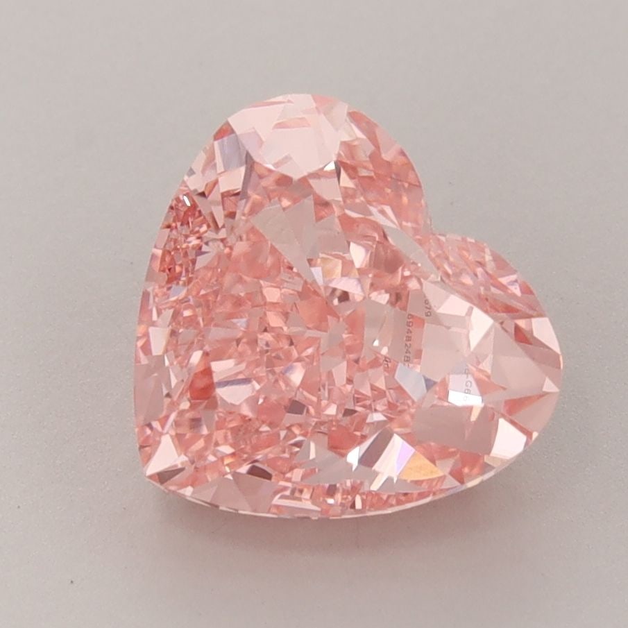 Loose Diamond - HEART 3.09ct Fancy Vivid Pink VVS2: Loose Diamond - HEART 3.09ct Fancy Vivid Pink VVS2 Source: This is a real non-mined Diamond that has been grown in a lab Shape: HEART Carats: 3.09 Color: Fancy Vivid Pink Certification: IGI Video:
