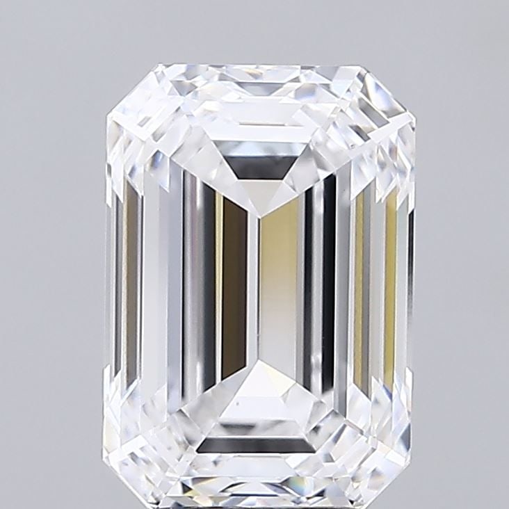 Loose Diamond - EMERALD 3.9ct E VS1: Loose Diamond - EMERALD 3.9ct E VS1 Source: This is a real non-mined Diamond that has been grown in a lab Shape: EMERALD Carats: 3.9 Color: E Clarity: VS1 Certification: GIA Video: Video Link The