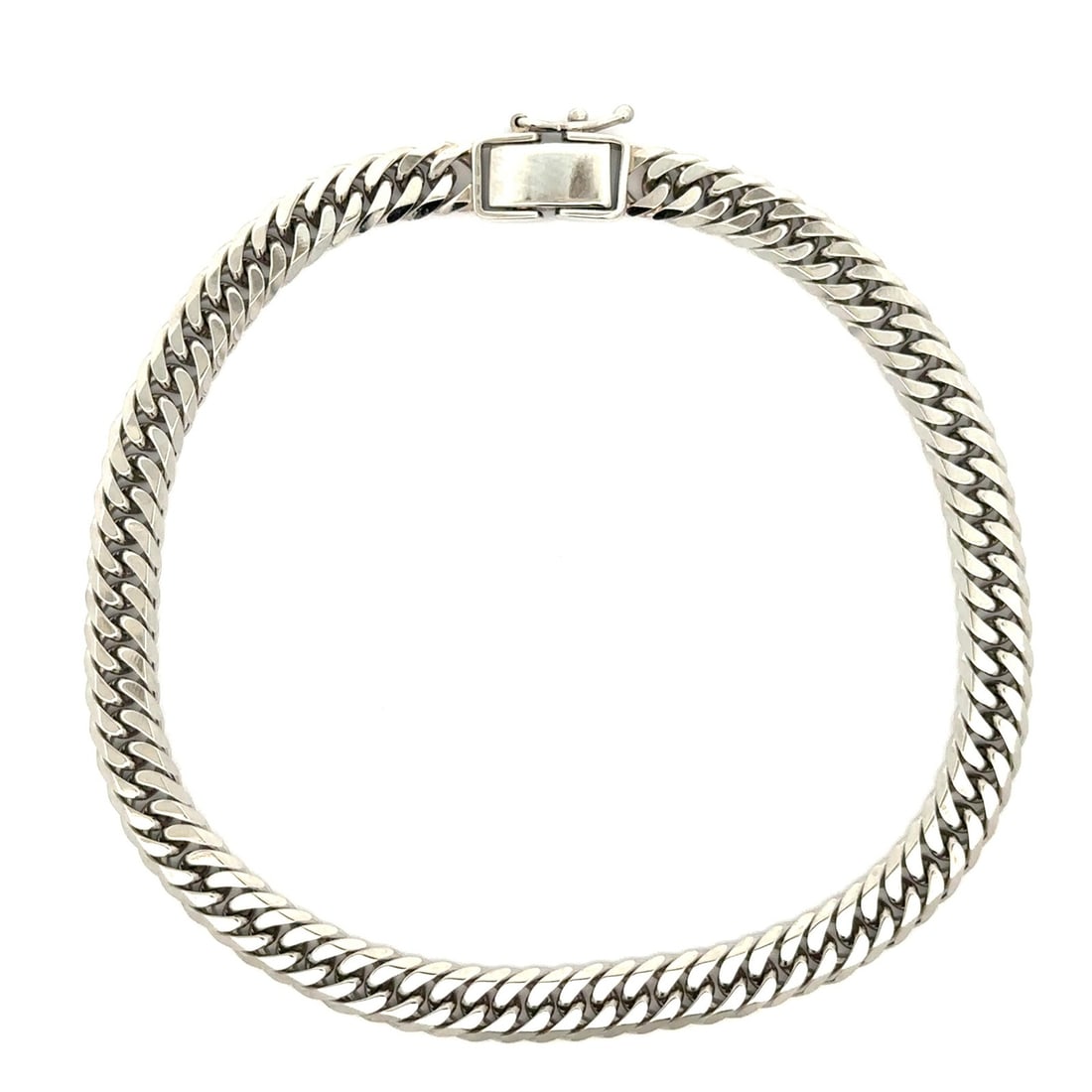 Platinum curb Cuban link bracelet 7.75 inch 5.3mm: Platinum curb Cuban link bracelet 7.75 inch 5.3mm This men's bracelet features a solid .850+ platinum construction with a polished curb Cuban link design. Measuring 7.75 inches in length and 5.3mm in 